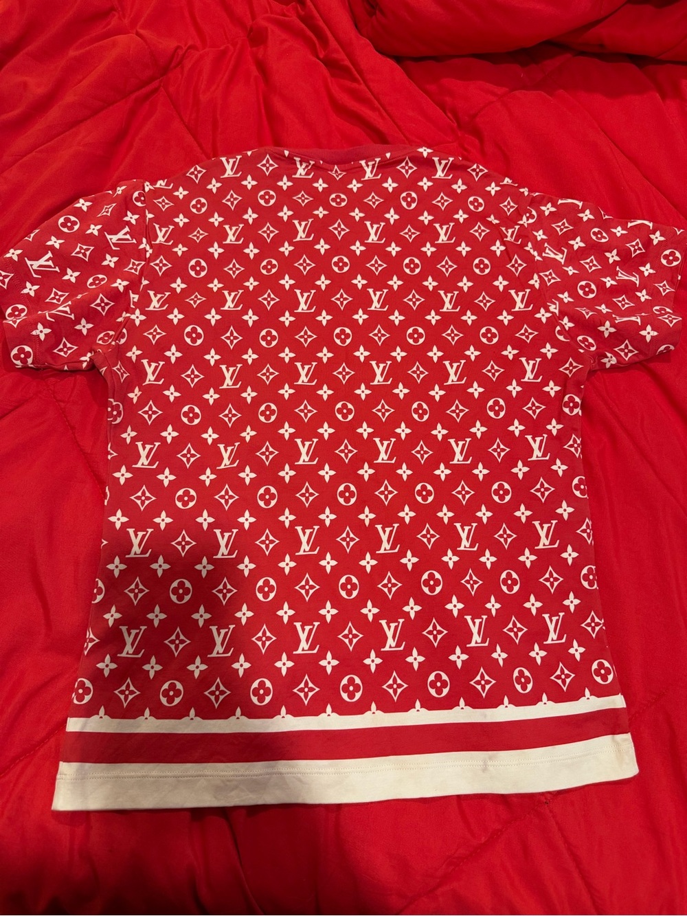 Louis Vuitton Red and White Monogram Chain-Accent Tee - Picture 2 of 4